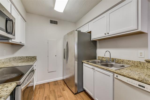 Building Photo - 4427 Westminster Dr