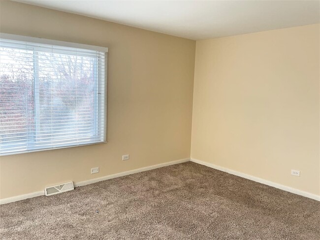 Building Photo - 5521 Georgetown Dr