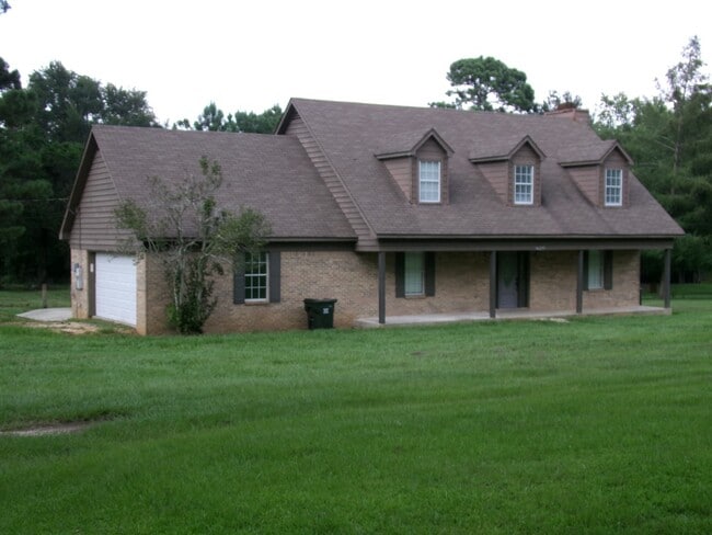 Building Photo - 14299 Peterson Ln
