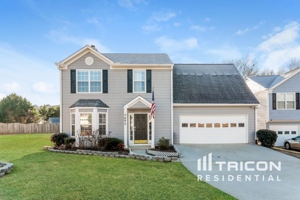 Foto principal - 2492 Feathertree Ln