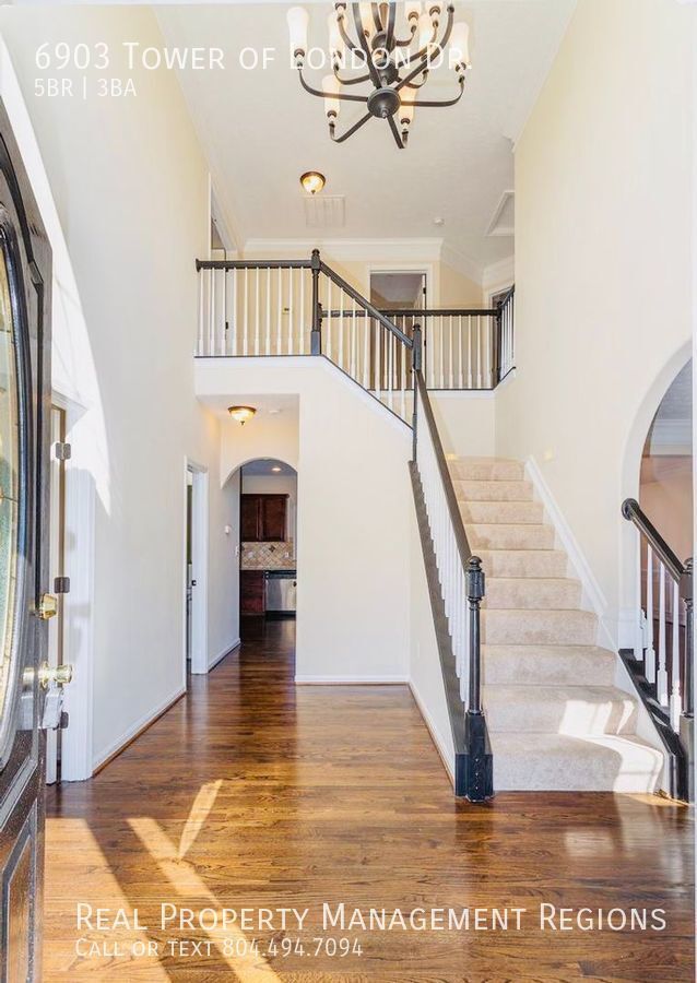 Foto del edificio - Don’t Miss Out On This Beautiful Colonial ...