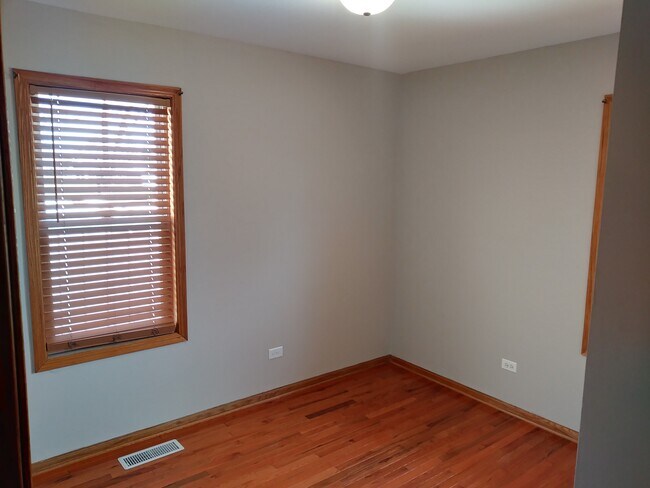 Building Photo - 37363 N Capillo Ave