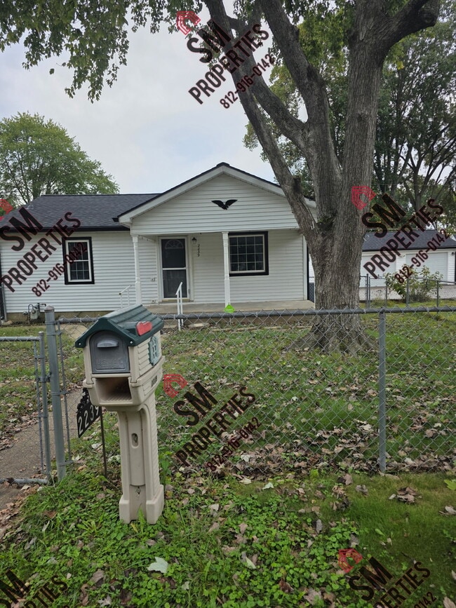 Building Photo - 2239 Kathleen Ave