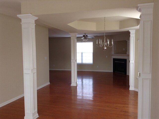 Foto del edificio - 2476 Ingleside Drive