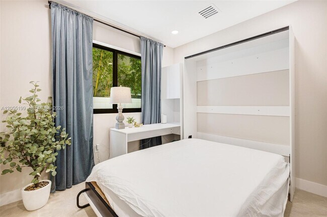 Foto del edificio - 703 SW 17th St