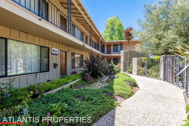 Foto del edificio - 1280 Brookfield Ave