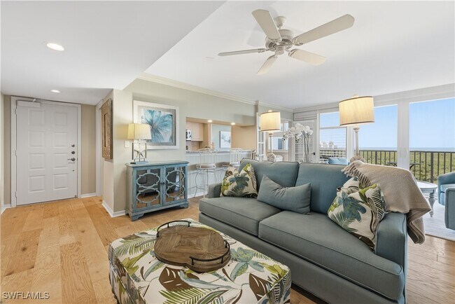 Foto del edificio - 6361 Pelican Bay Blvd