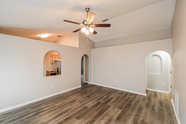 Foto del edificio - 3478 Talisman Drive