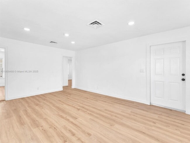 Foto del edificio - 443 Wilder St