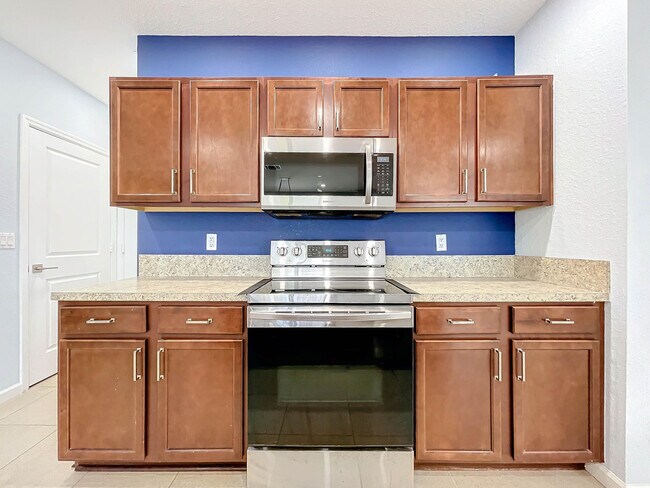 Foto del edificio - 4999 Haverhill Pointe Dr