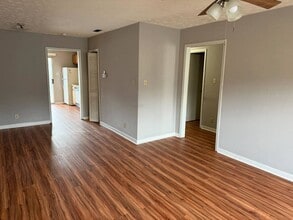 Building Photo - 2139 Dougs Way