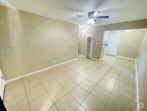 Building Photo - 6621 Whitsett Ave