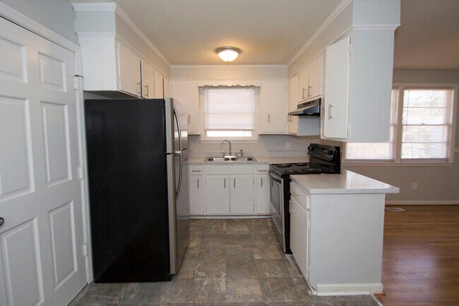 Building Photo - 4616 Bonnie Forest Blvd