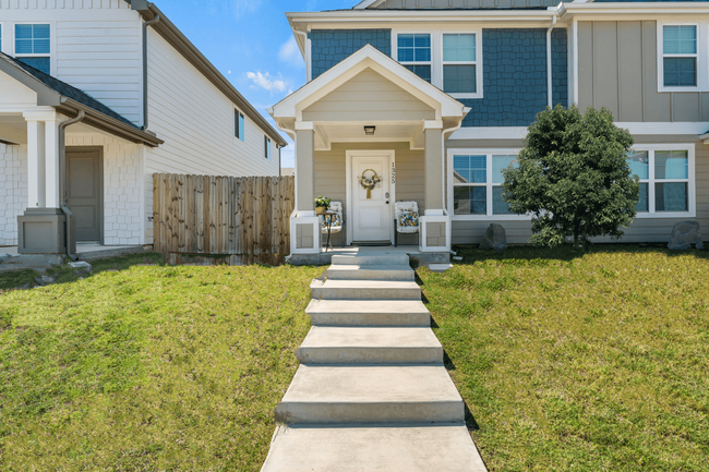 Foto del edificio - Audra Townhomes