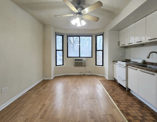 Foto del edificio - Beautiful 1bed in Gold Coast - TOP FLOOR -...
