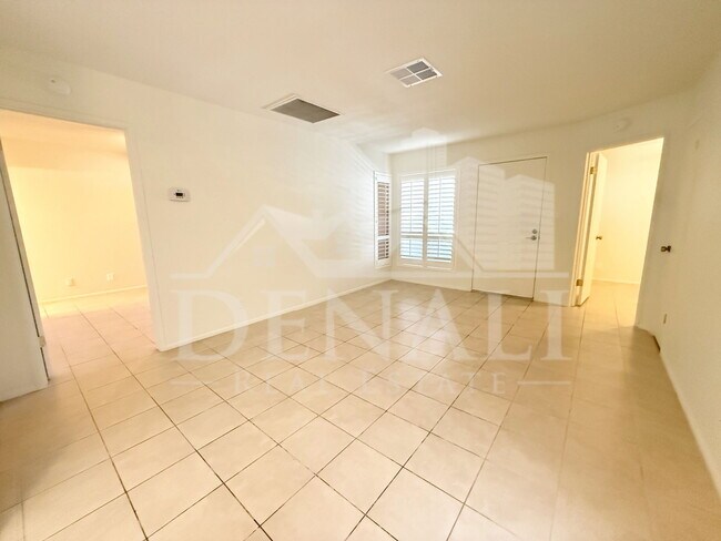 Foto del edificio - 93 N Cooper Rd