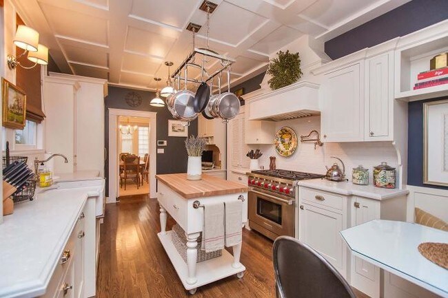 Building Photo - 3 bedroom in San Francisco CA 94109