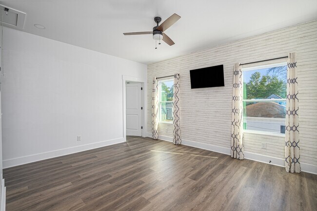 Foto del edificio - 637 E Anderson St