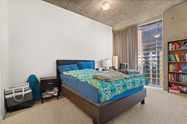 Foto del edificio - 855 W Peachtree St NE