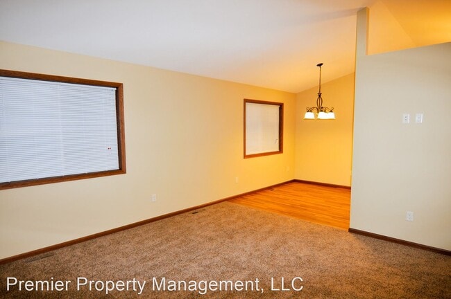 Building Photo - 2274 Liberty Glen Loop