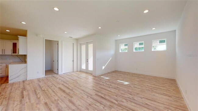 Building Photo - 17426 Medillin Ct