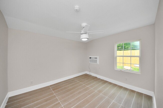 Foto del edificio - 5903 Belneath St
