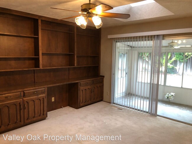 Building Photo - 3 br, 2 bath House - 1021 Princess Court