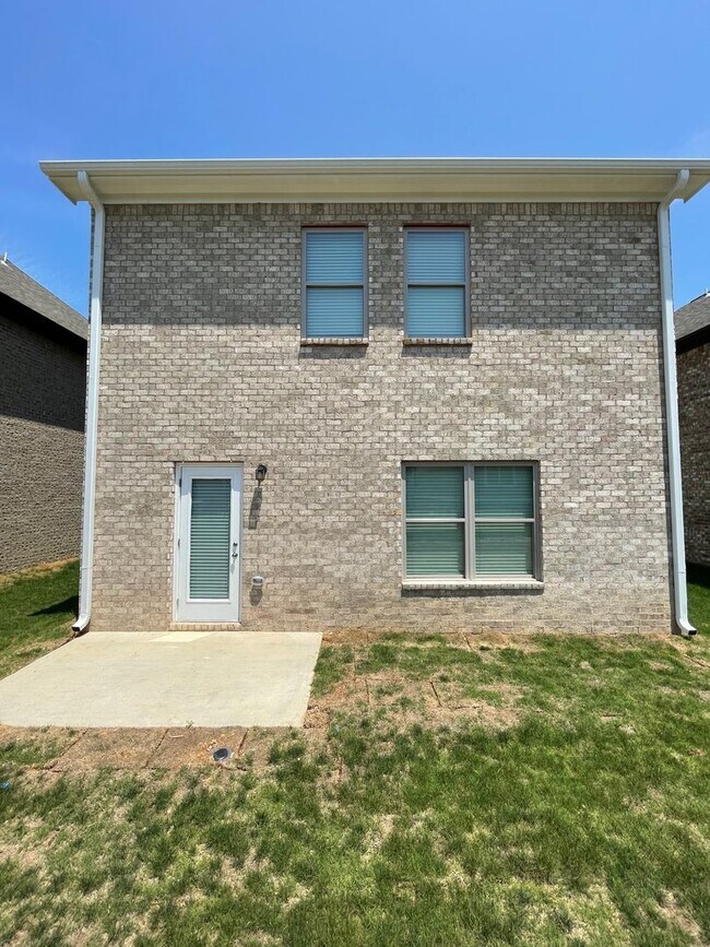 Foto del edificio - Home for Rent in Calera, AL!!! View with 48 Hours Notice!