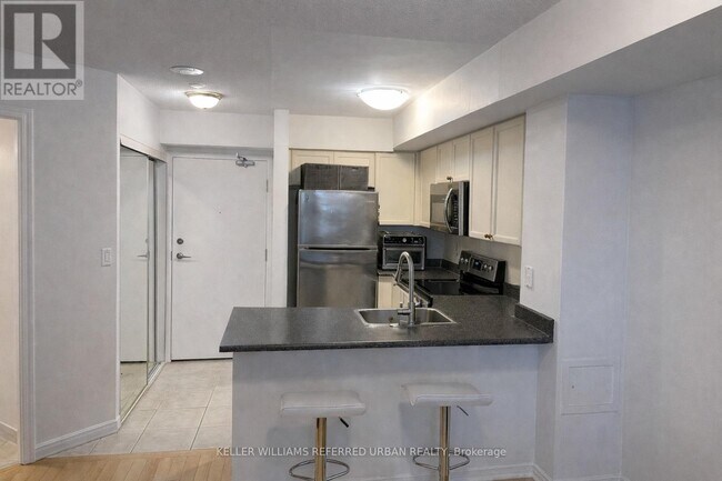 Building Photo - 30 Harrison Garden Blvd