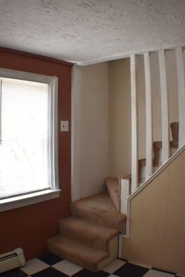 Foto del edificio - Single Family Farm Home