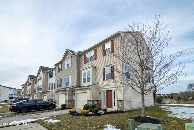 Building Photo - 1201 Exposition Dr