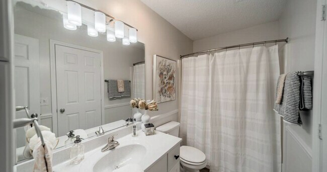 Foto del edificio - Waterford Place Apartment Homes
