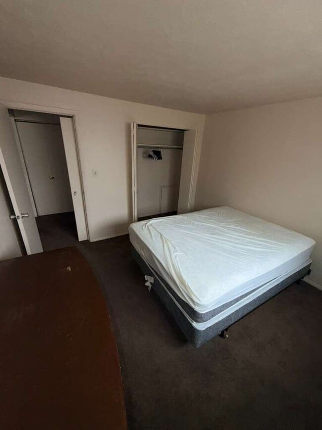 Photo - 14835 Euclid Ave Apartment