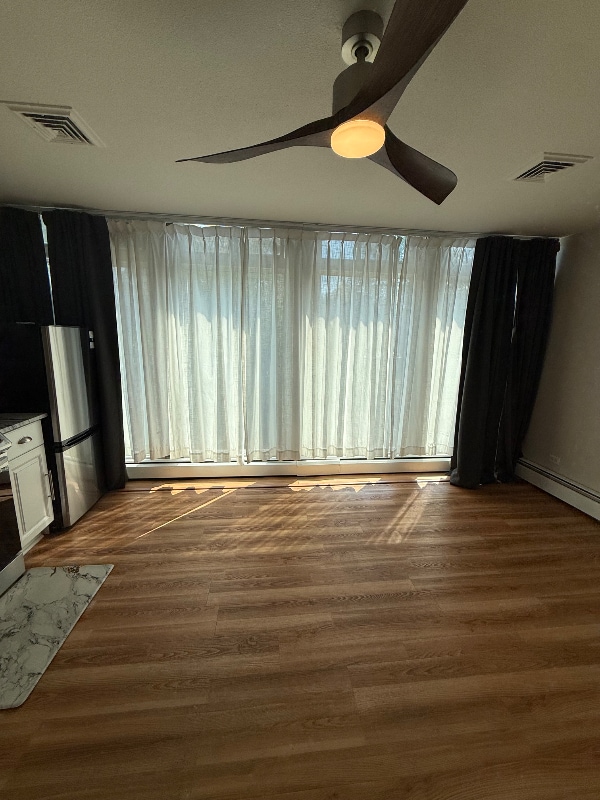 Foto del edificio - 955 Eudora St