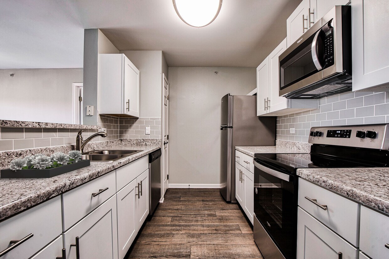 Stratford Green Apartments in Bloomingdale, IL