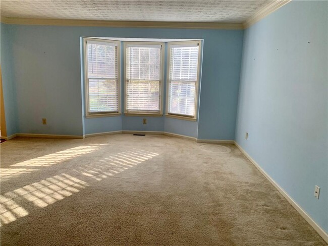 Foto del edificio - 12090 Wallace Woods Ln