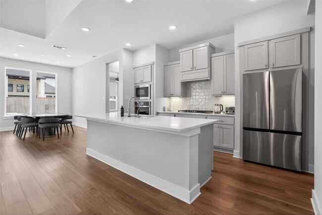 Building Photo - 26906 Arethusa Ct