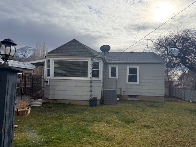 Building Photo - 2727 E Louise Ave