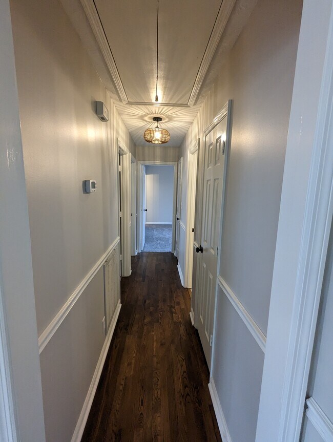 Foto del edificio - 1826 Winding Way Dr
