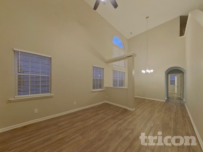 Foto del edificio - 4908 Abercromby St