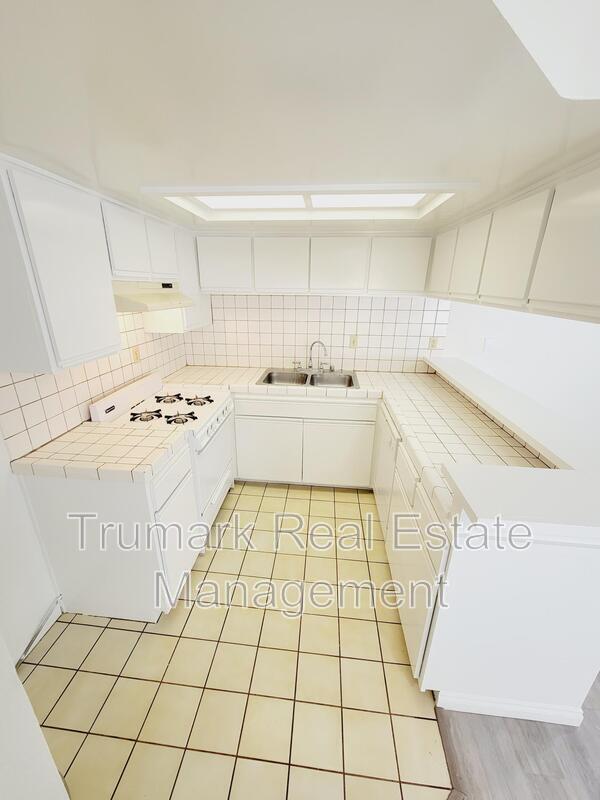 Foto del edificio - 416 W Milford St