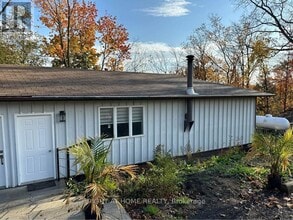 Building Photo - 700 Winchester Rd E