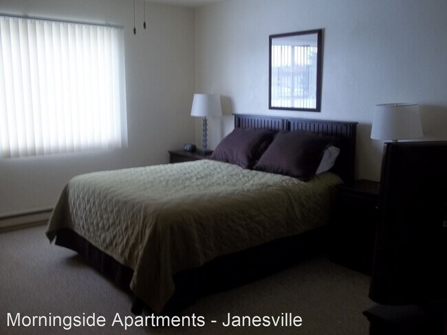 Foto del edificio - 3202-3216 Midvale Dr