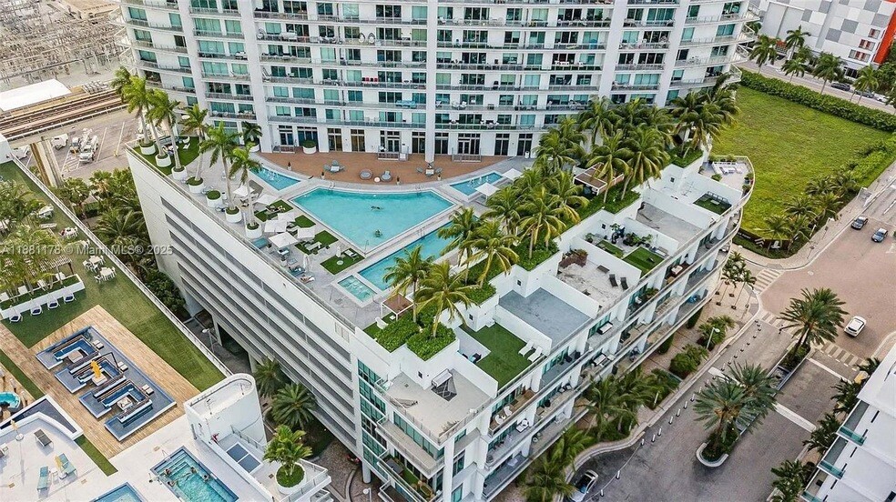 Foto principal - 90 SW 3rd St