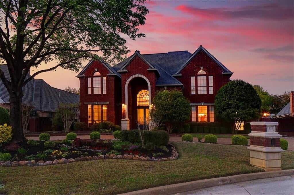 Primary Photo - 1308 Chatsworth Ct E