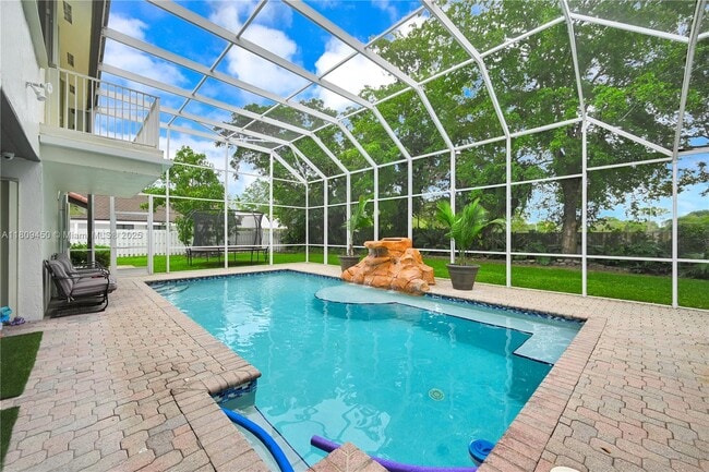 Foto del edificio - 9866 SW 111th Terrace