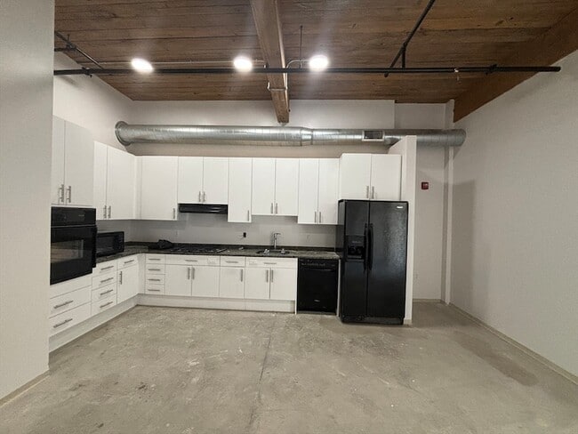 Foto del edificio - 88 Gerrish Ave