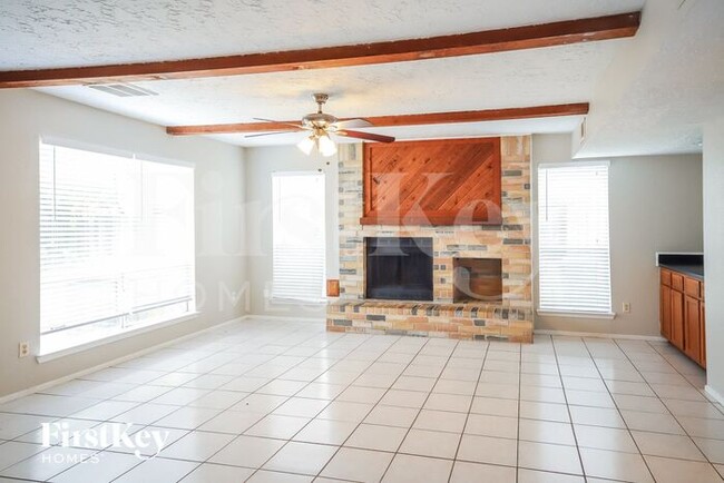 Building Photo - 1838 Wood Orchard Dr