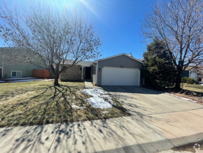 Building Photo - 8641 Apache Plume Dr