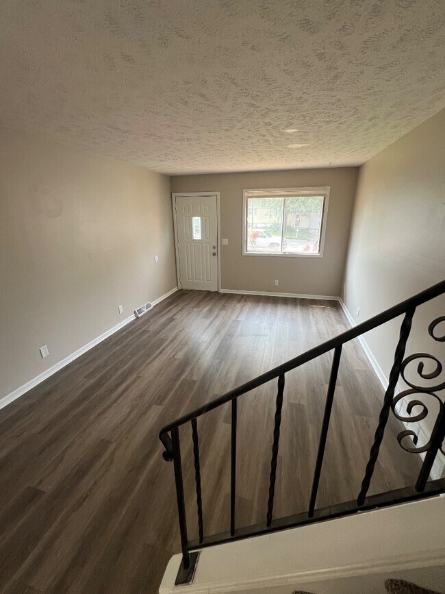 Foto del edificio - 11224 Roxbury Dr